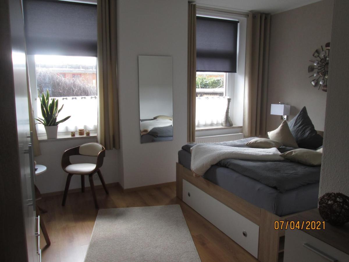 Zentrale-Ruhige Ferienwohnung Reichenbach im Vogtland Buitenkant foto