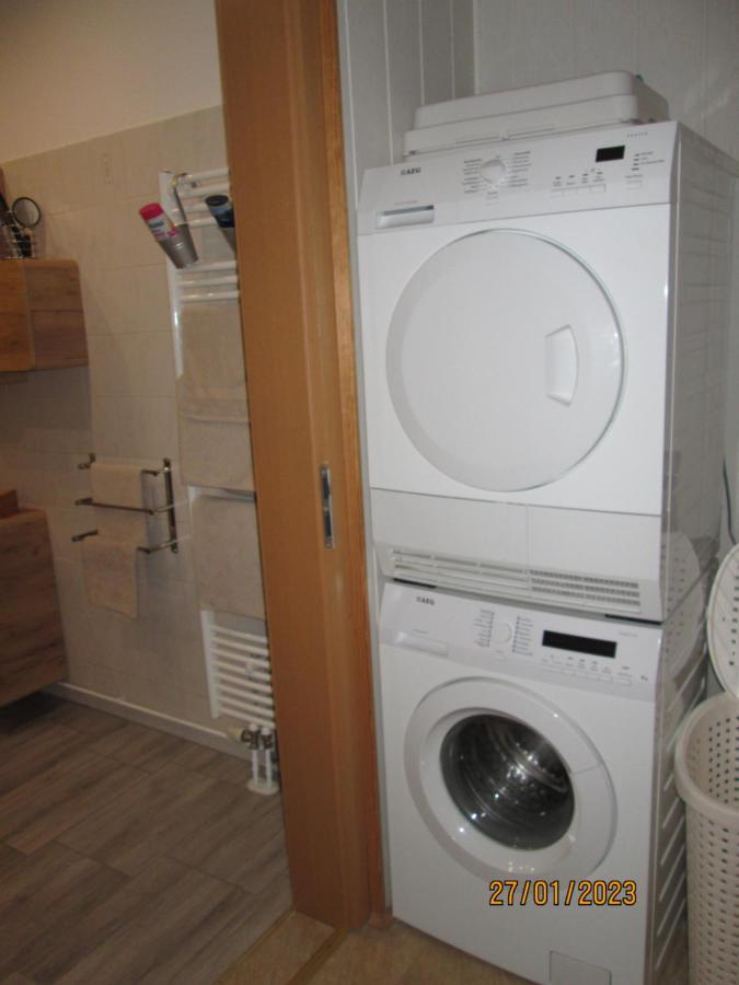 Zentrale-Ruhige Ferienwohnung Reichenbach im Vogtland Buitenkant foto